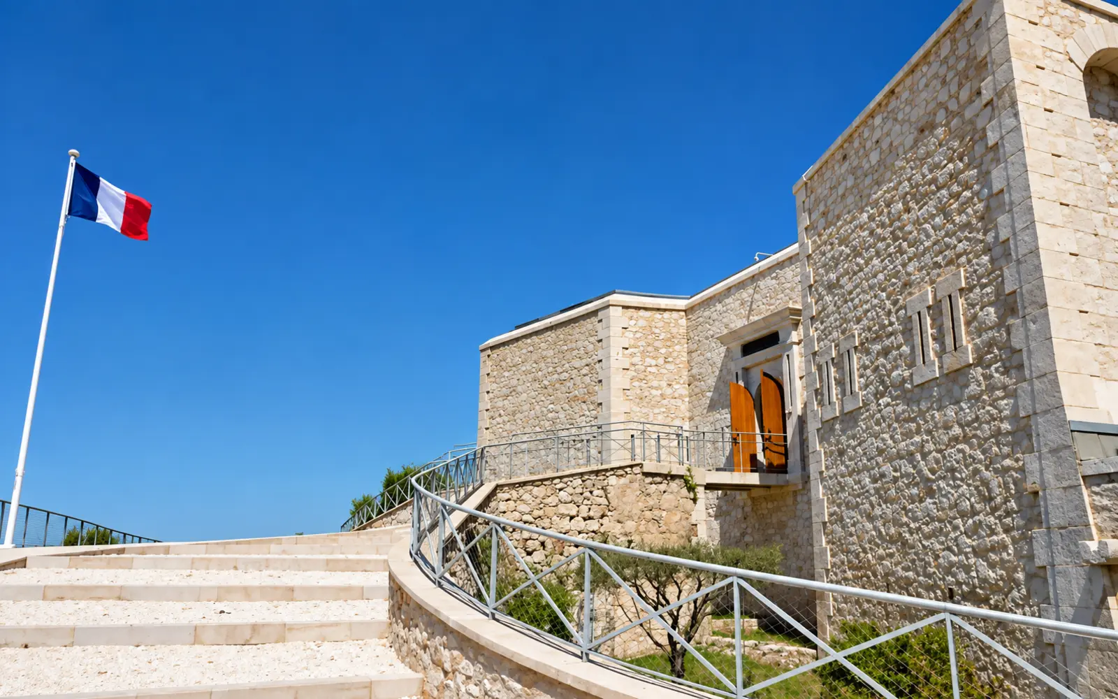 El Memorial del desembarco y la liberación de Provenza
