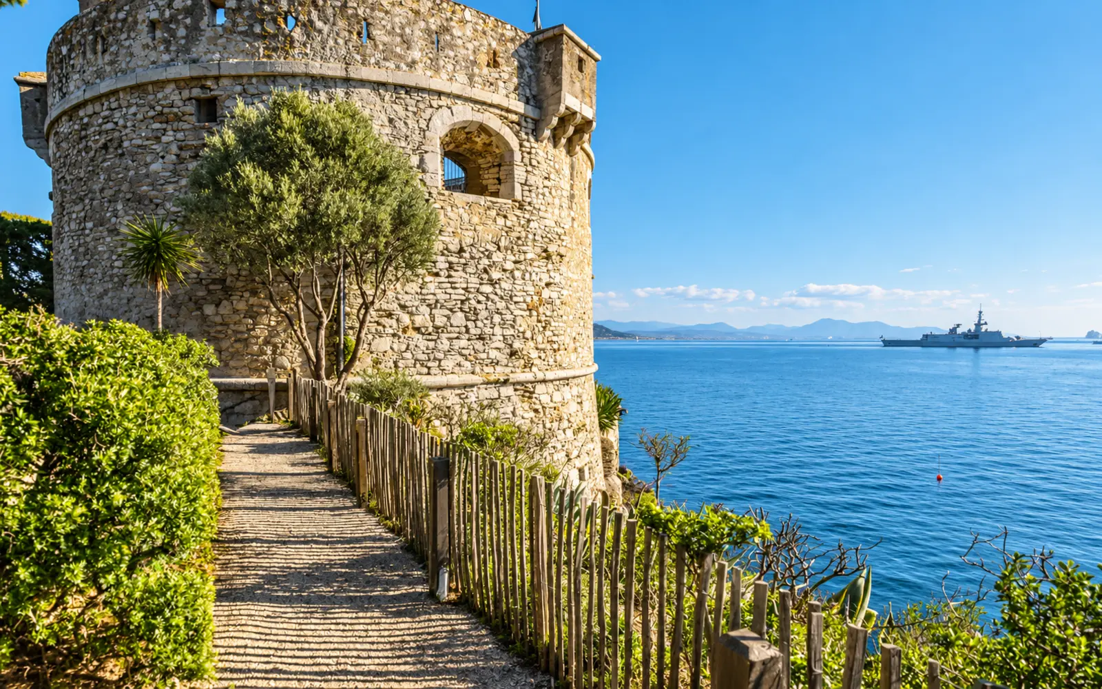 Le fort et le musée Balaguier
