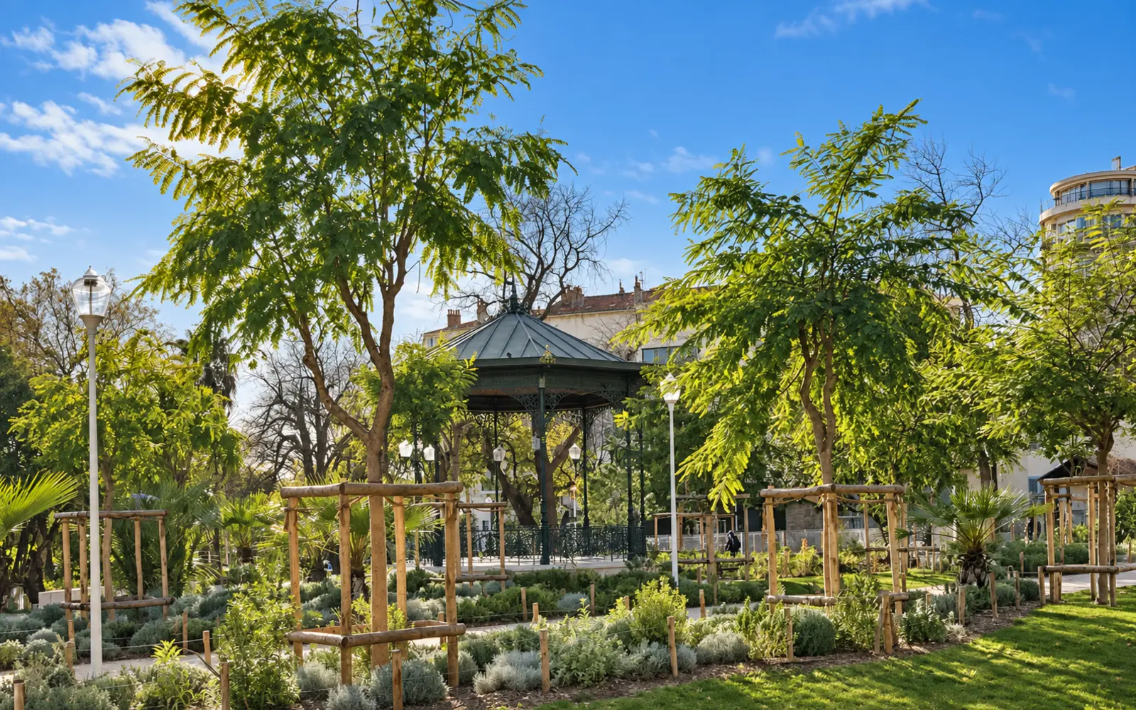 Chalucet et le jardin Alexandre-Ier
